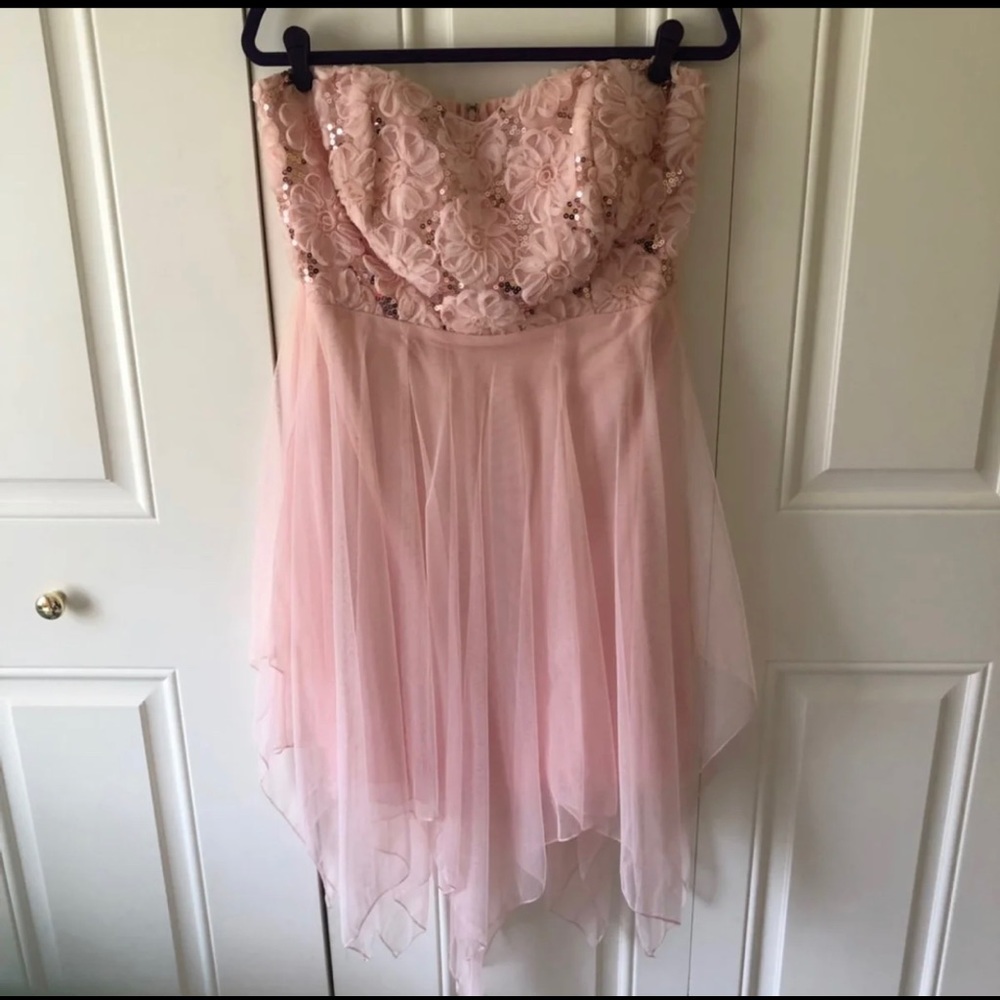 Pink Homecoming.... Graduation.... Or prom  Dress